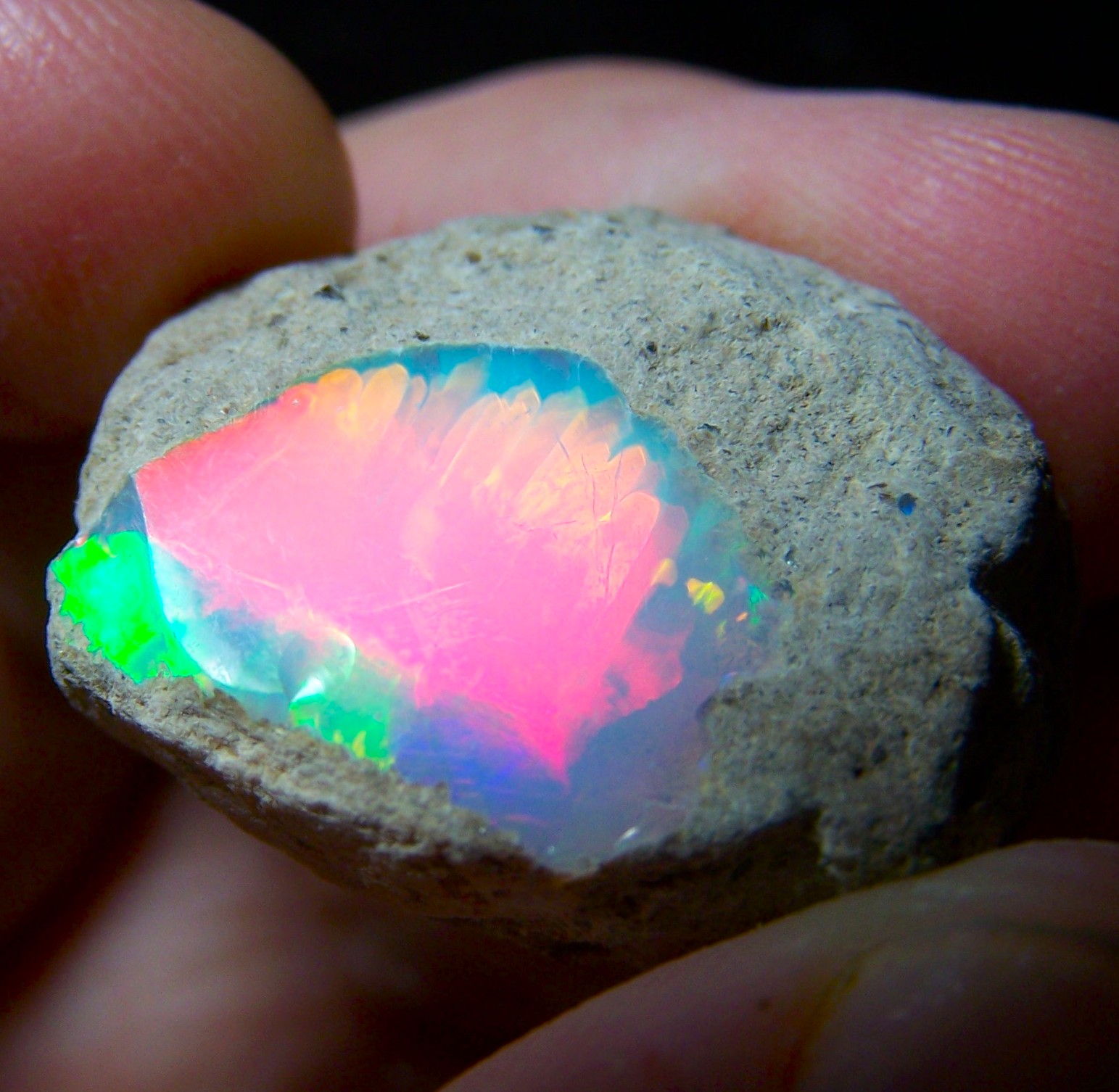 Ethiopian Opal Welo Rough * VIDEO 35.00 CTs AAA FIRE Cutting Grade USA DEALER — photo 1 of 13